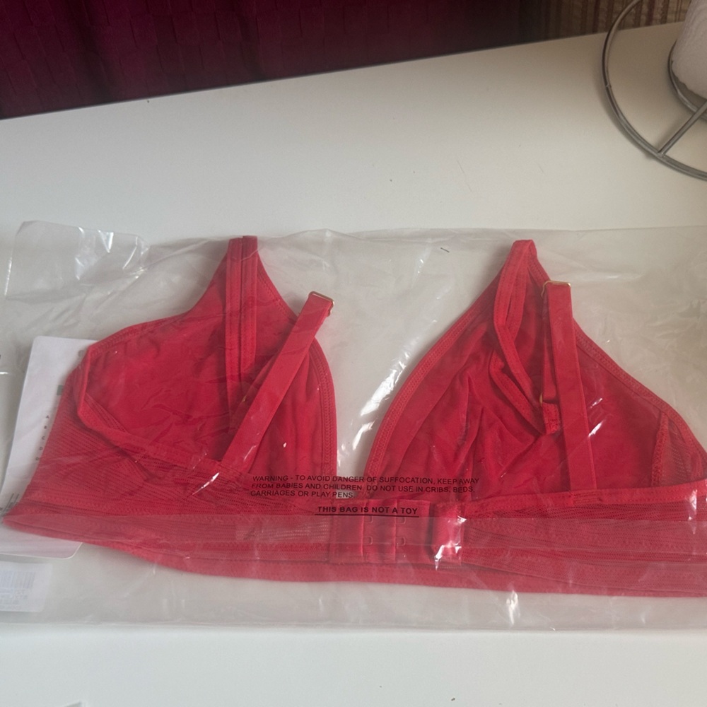 Lively Coral Wireless Triangle Bralette - Picture 2 of 6